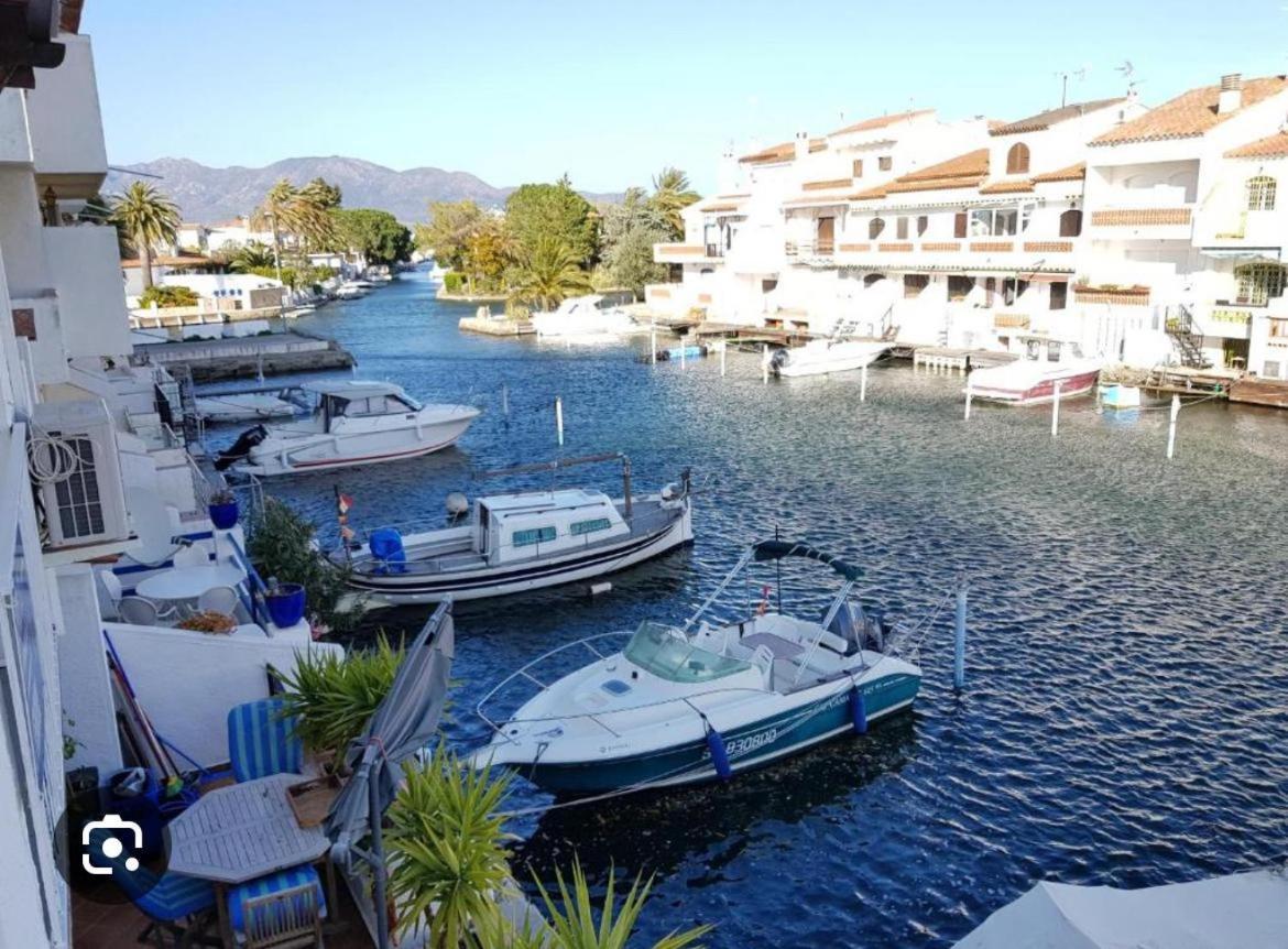 Hotel Portofino By Insidehome Empuriabrava Esterno foto