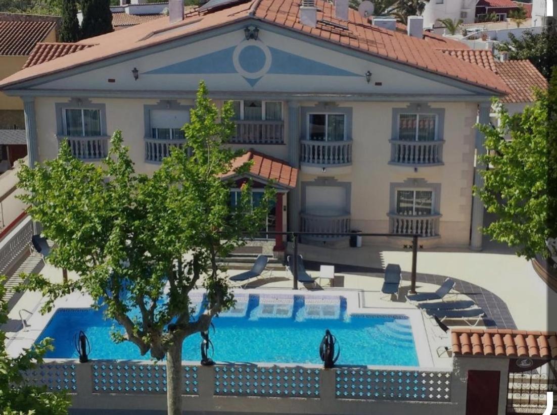 Hotel Portofino By Insidehome Empuriabrava Esterno foto
